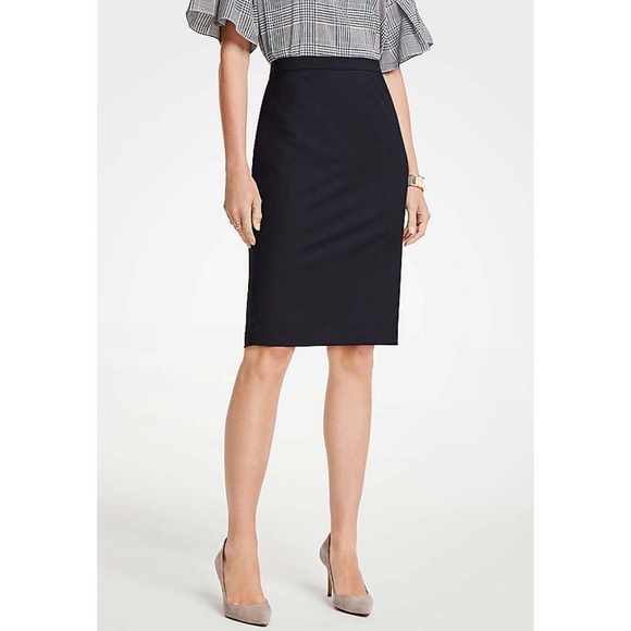 Ann Taylor Dresses & Skirts - NWT Ann Taylor 10 10P Pencil Wool Skirt Black